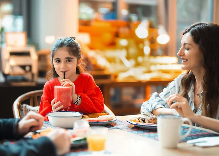 First Collection Dubai Jumeirah Village Circle, A Tribute PortfolioAlbergo